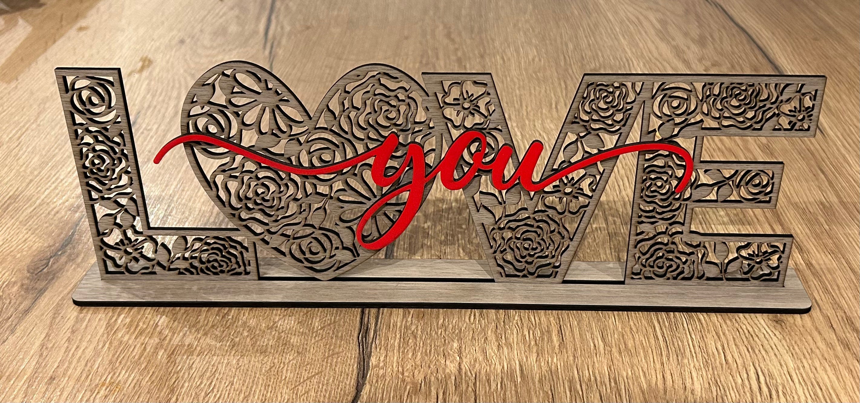Décoration LOVE en bois – Personnalisable