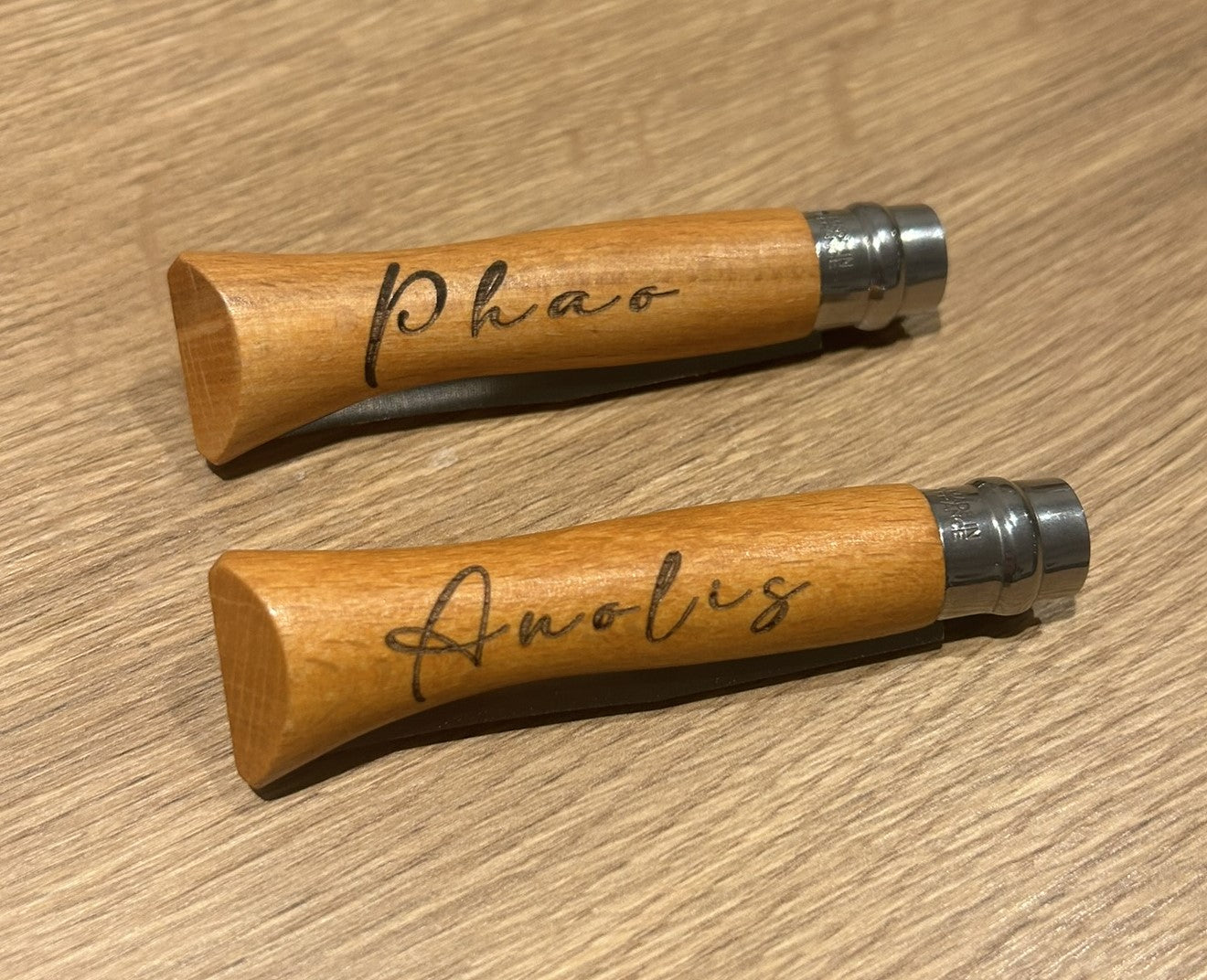 Couteau Opinel n°6 personnalisé – Manche en bois gravé
