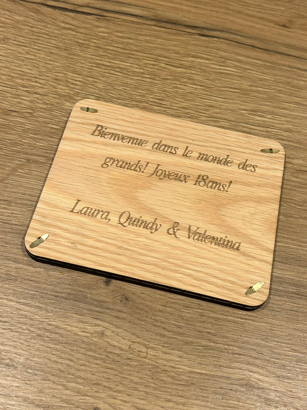 Cadre en bois personnalisé – Cadeau original pour toutes occasions