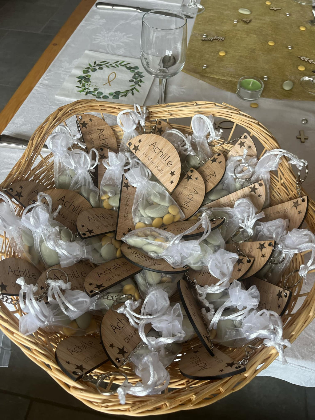 Porte-clés en bois 100 % personnalisable – Forme, dimensions et texte au choix